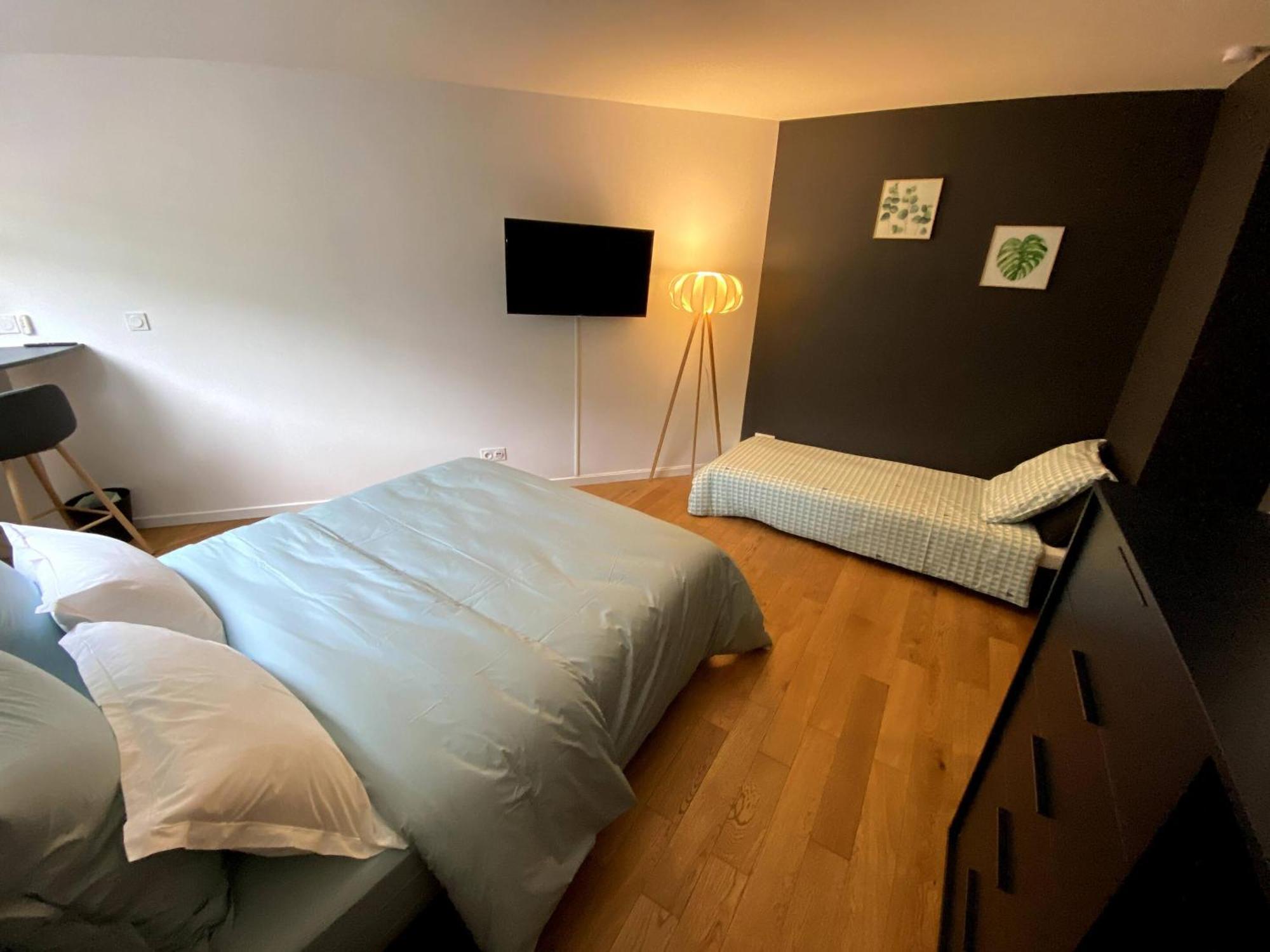 Au 10 Bed & Breakfast Luisant Chambre photo
