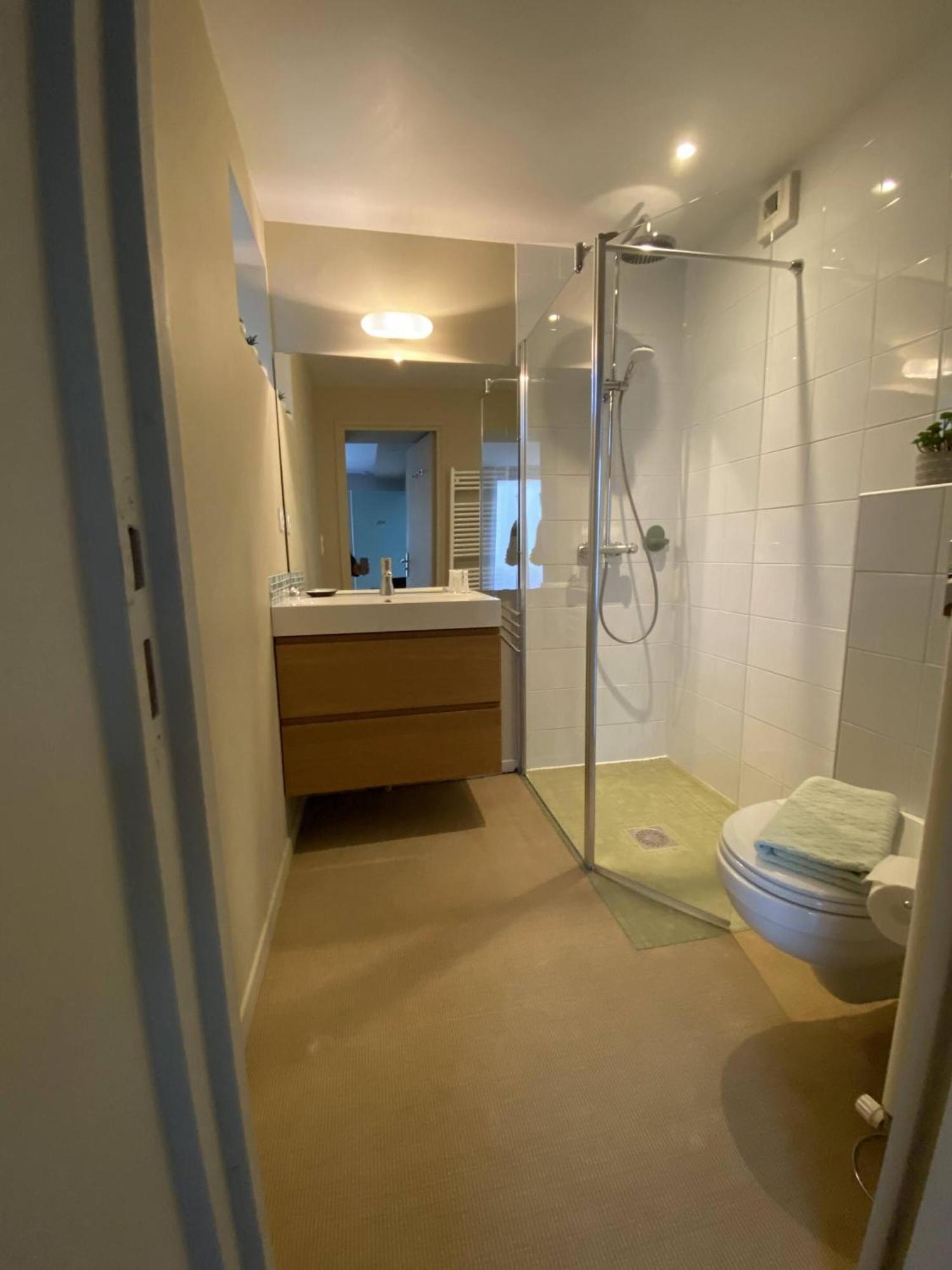Au 10 Bed & Breakfast Luisant Chambre photo