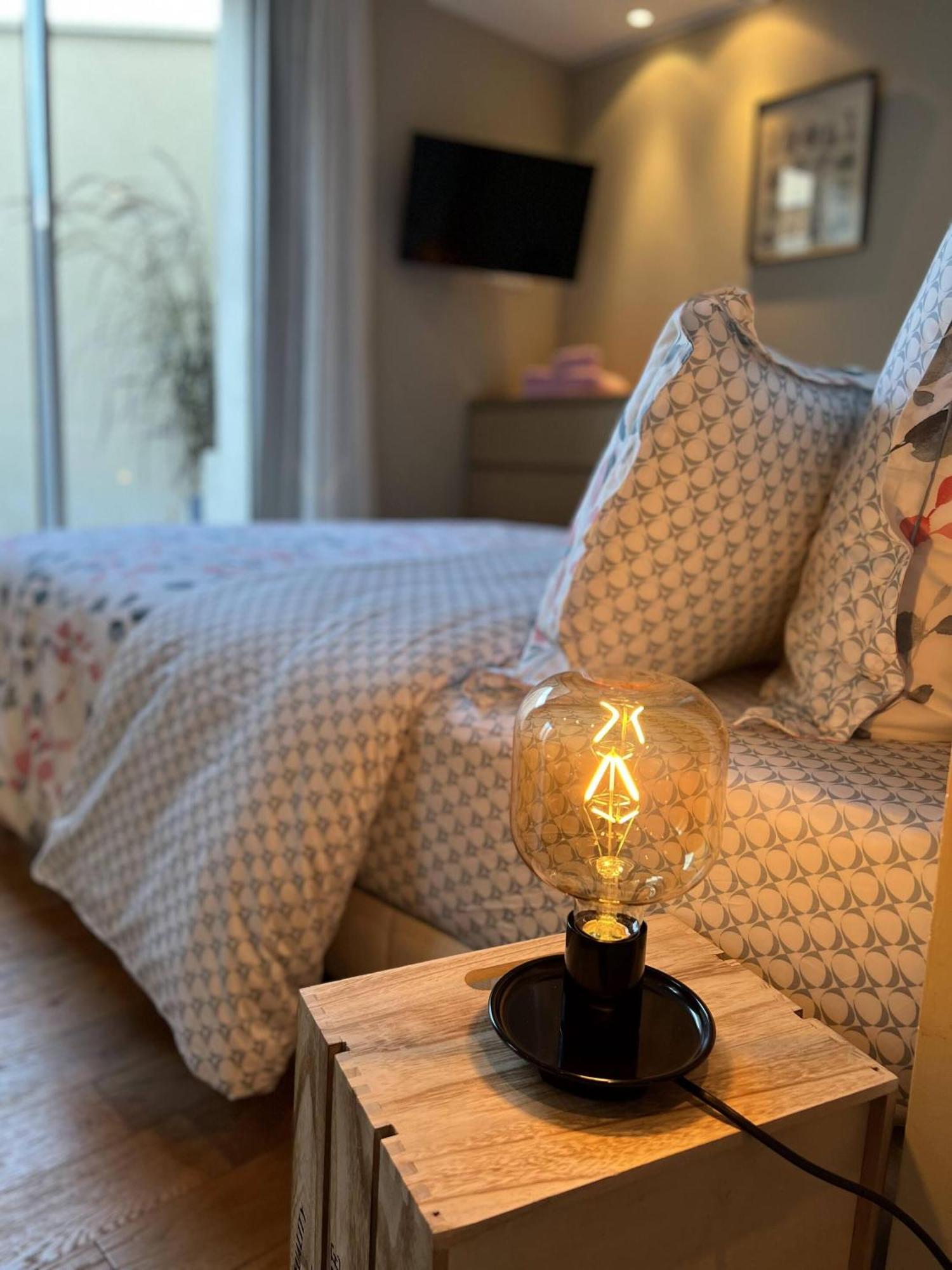 Au 10 Bed & Breakfast Luisant Chambre photo